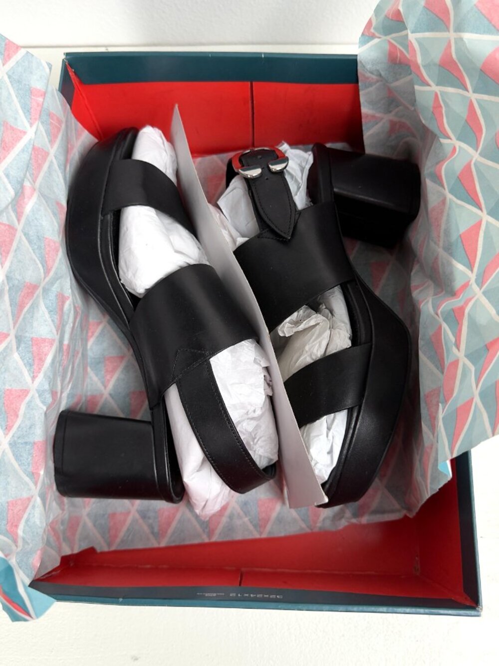 NWT Aerosoles Women's Camera Leather Platform Sandals Black Size 8.5 - Picture 9 of 10